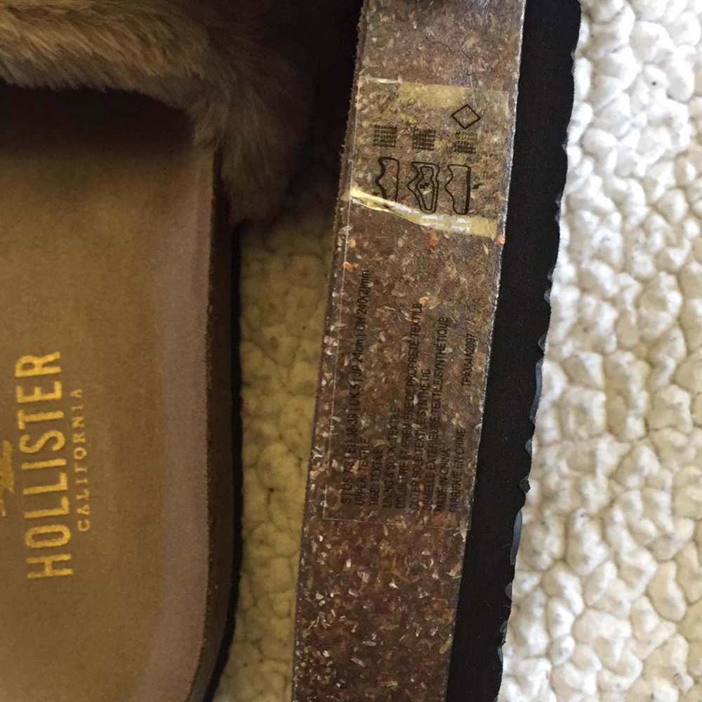 Hollister furry slides - Picture 5 of 8